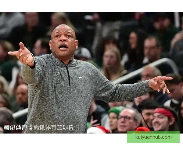 里夫斯称肯纳德为联盟顶级射手强调享受比赛和赢得胜利的重要性